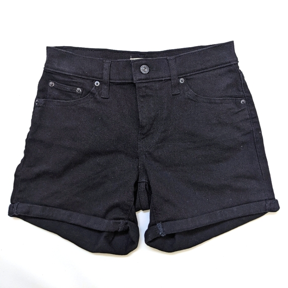 Levi's mid length black shorts, women's 26 - Picture 2 of 4